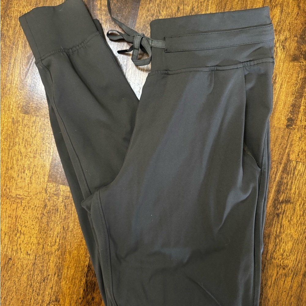 ZYIA Olive Ascend Jogger Pants